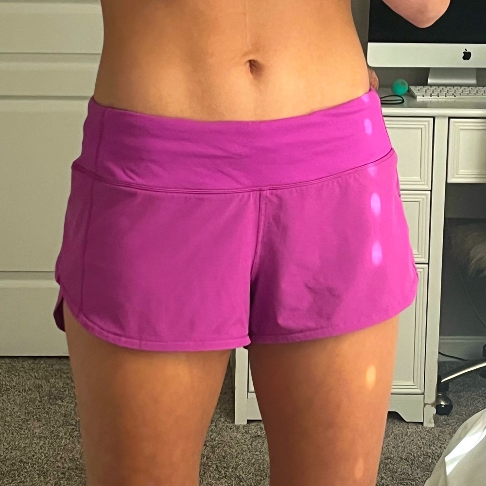 Lululemon Speed Up Low-Rise Lined Short 2.5" Vivid Plum